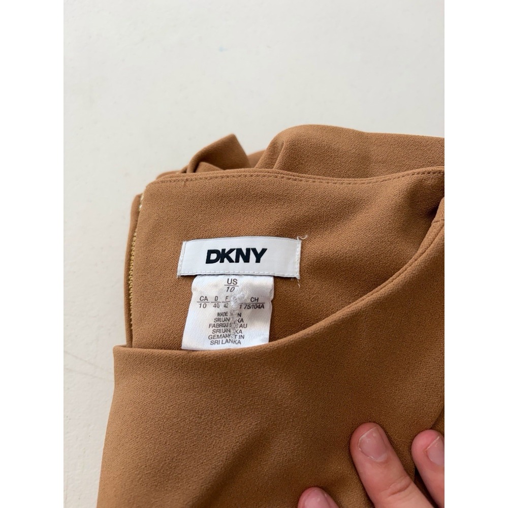DKNY SLEEVELESS FIT&FLARE, BELTED MIDI DRESS, BEIGE-TAN SZ 10 NWT - Picture 3 of 5